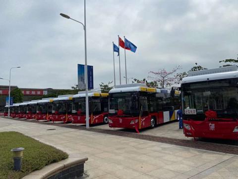 乐橙lc8电气双源无轨电车车载电源DCDC在广州电车公司投运
